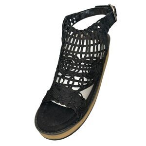 Muk Luks Black Crochet Open Toe Wedge Sandals Size 8.5